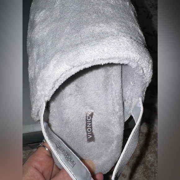 Vionic Gray Fuzzy Slippers - Picture 7 of 10
